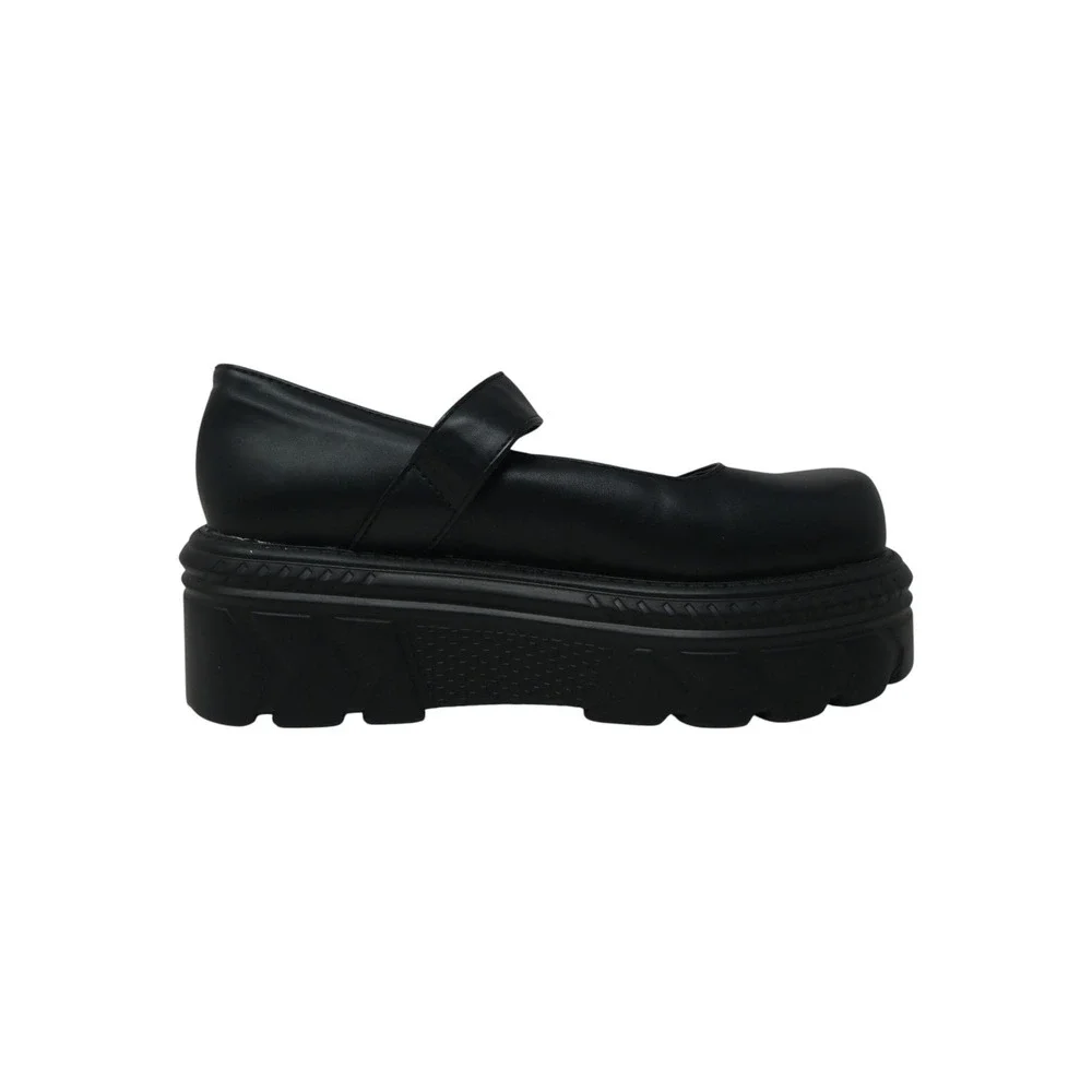 Koi Footwear brand koi